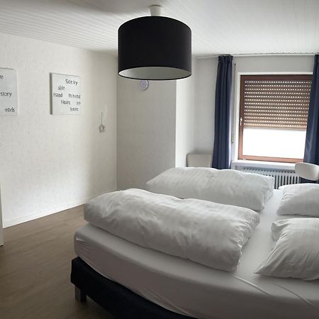 Pension Burgklause Schönecken Exteriör bild